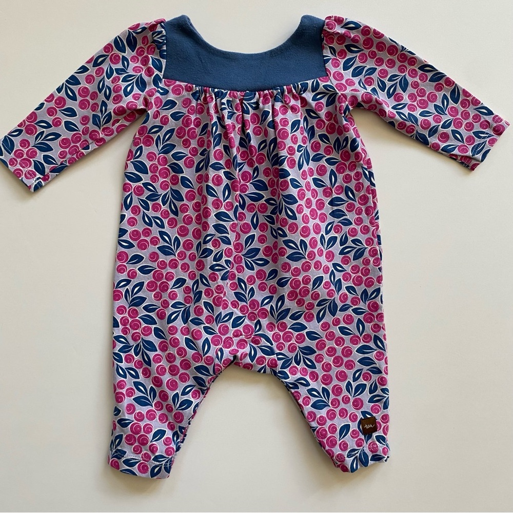 Tea Collection Romper Size 0 3 Months One Piece Pink Blue Floral EUC Baby Girls
